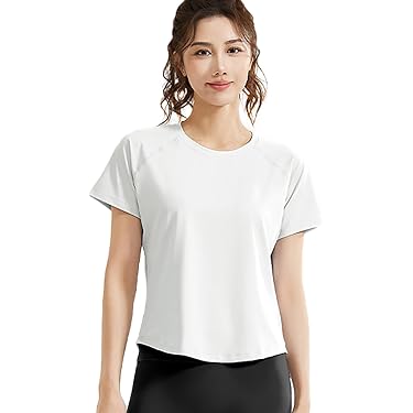 Amazon.co.jp 売れ筋ランキング: レディーススポーツTシャツ の中で